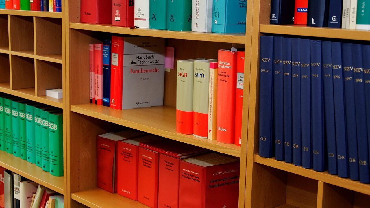 bookcase, chancellery, attorney-335850.jpg